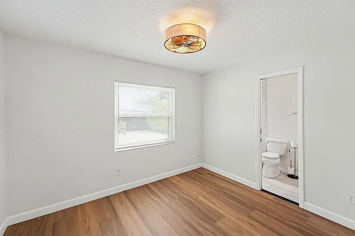 9605 N Edison Ave — Photo 18