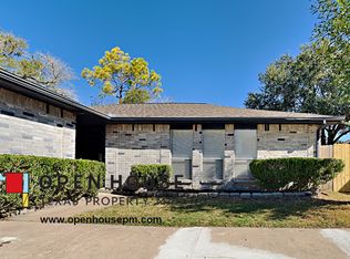 6819 Kearney Dr, Richmond, TX 77469