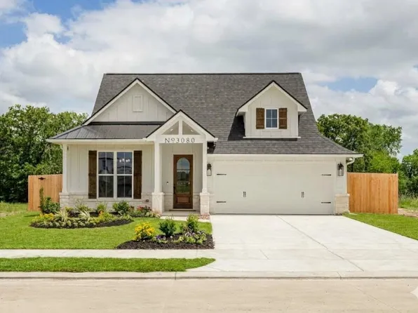 3080 Teller Dr, Bryan, TX 77808