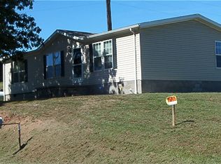 445 Oil Ridge Rd, Sistersville, WV 26175