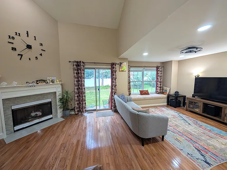 22 Heather Ct — Photo 12