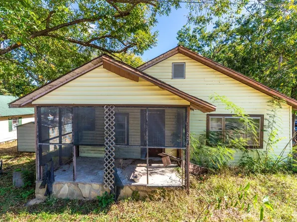 236 N 4th St, Black Rock, AR 72415