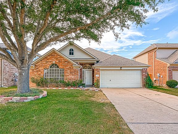 4th image of 23735 Ayscough Ln