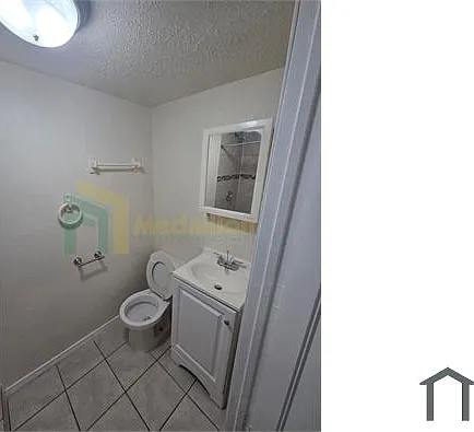 8509 S Yates Blvd — Photo 10