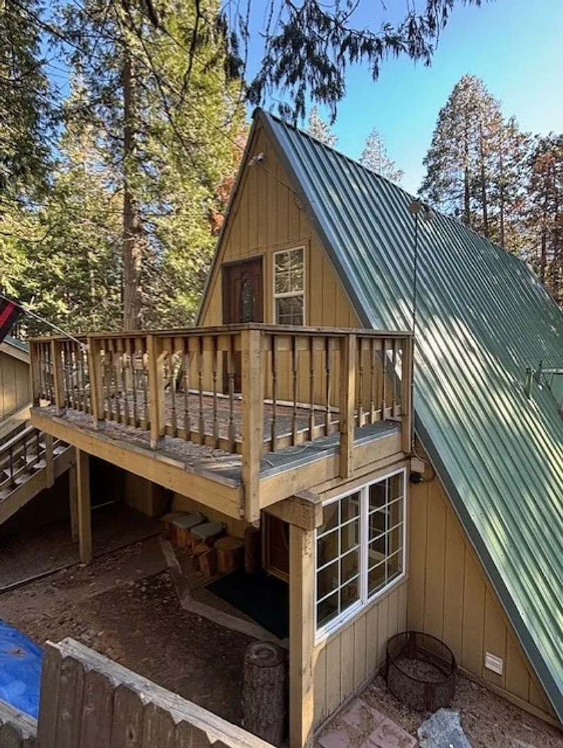 Clean 2 Bedroom / 2 Bathroom Cabin in Alta Sierra. Available for immediate lease! — Photo 4