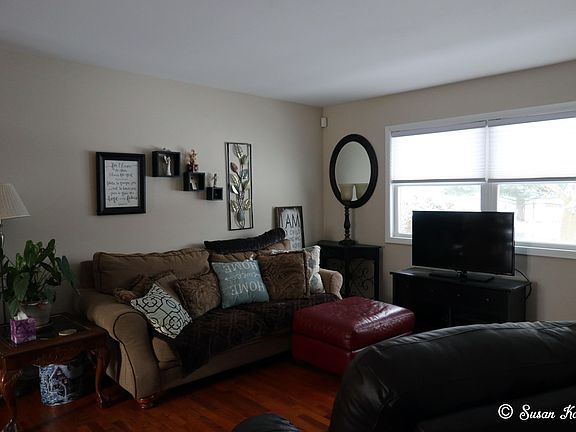 3rd image of 4142 Joan Dr