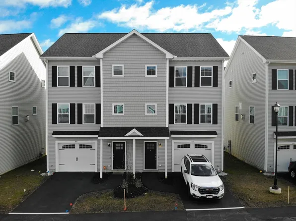 1400 Gorham St Unit 45, Lowell, MA 01852