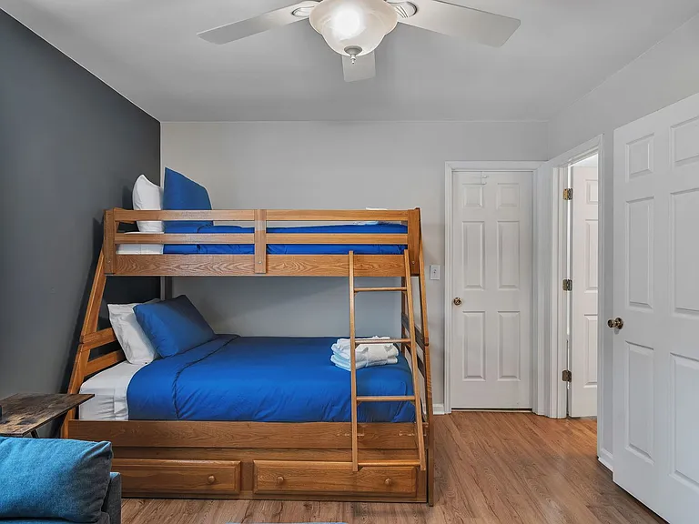 5906 Prescott Ct — Photo 12