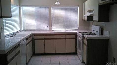 3rd image of 23671 Parkland Ave