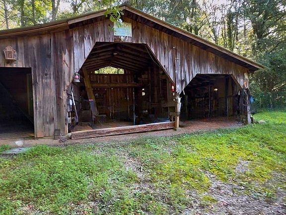 2nd image of 6169 Hillvale Rd