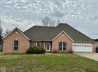 4002 Lori Spence, Paragould, AR 72450