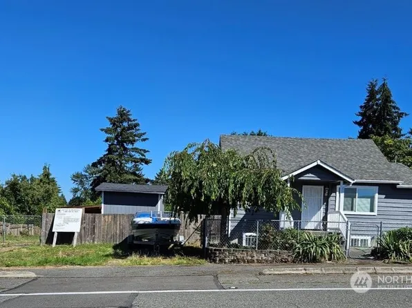 10616 12th Avenue SW, Seattle, WA 98146