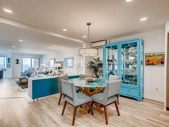 4th image of 233 S Helix Ave Unit 12