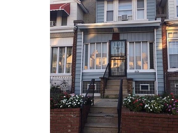 2nd image of 6574 N Woodstock St