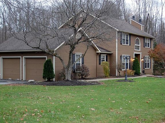 2nd image of 2416 Sourwood Dr
