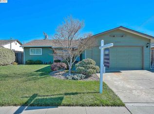 2080 Country Dr, Fremont, CA 94536