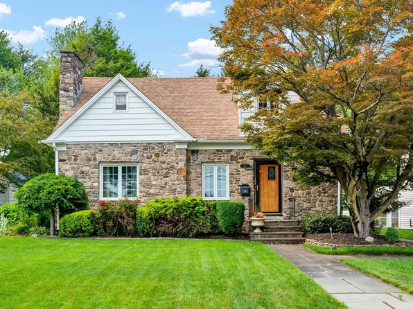 211 Prospect Street, Wethersfield, CT 06109