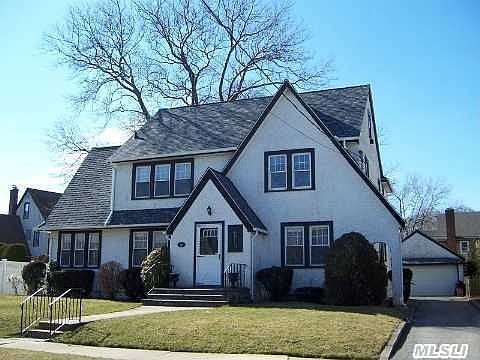 5th image of 324 Harvard Ave