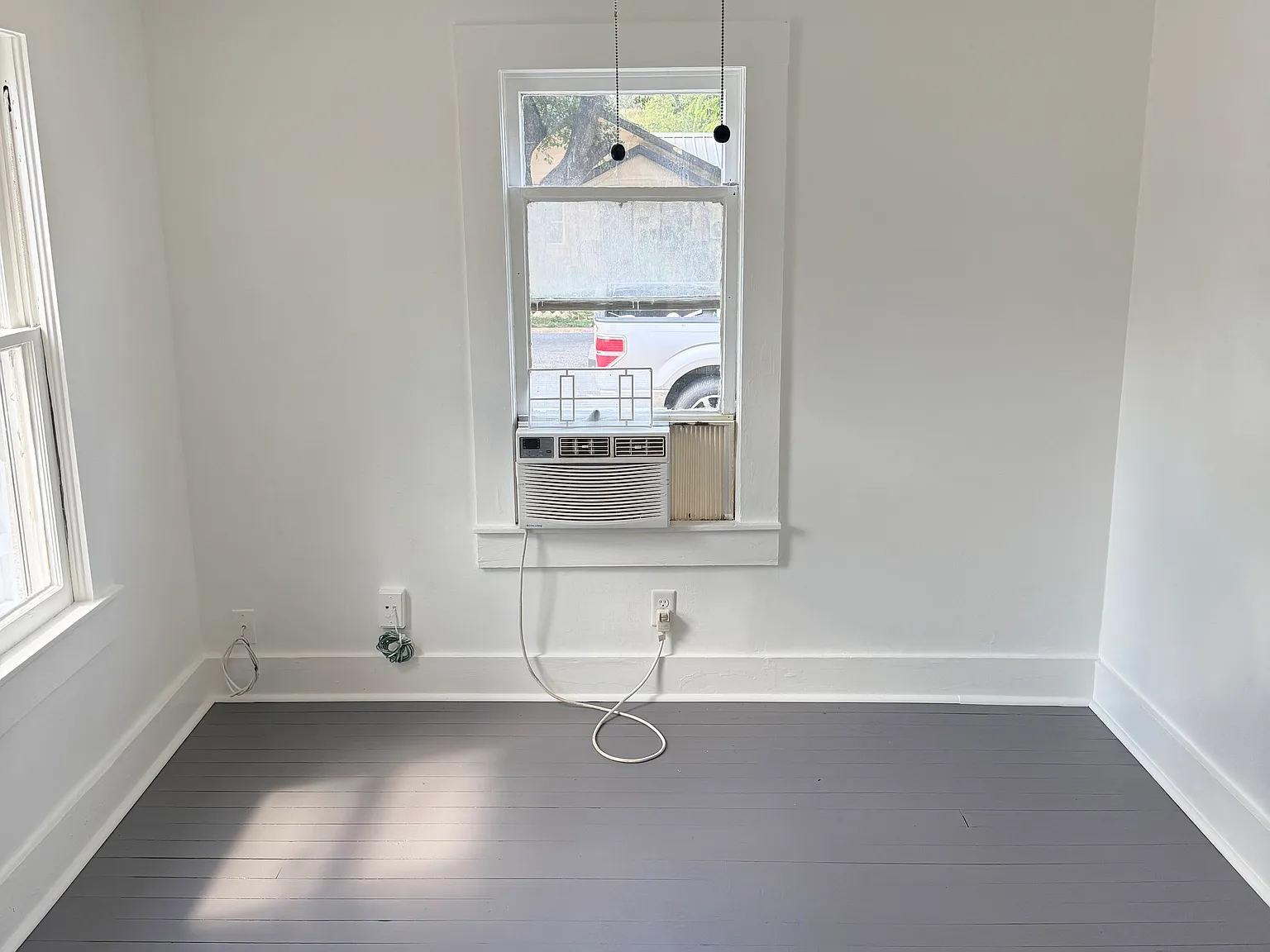 2 bed, 576 sqft, $795 — Photo 2