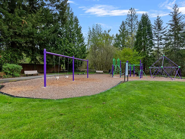 8835 237th Pl NE — Photo 39