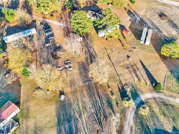 2nd image of 7840 Doniwood Acres Dr