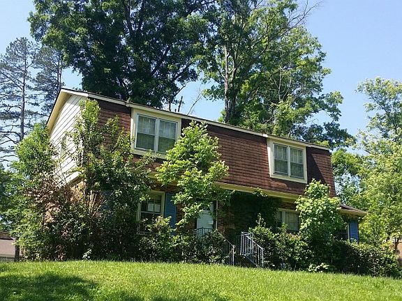 2nd image of 7318 Middlebury Pl