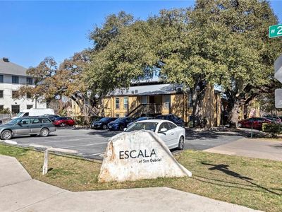 1000 W 26th St APT 220, Austin, TX, 78705