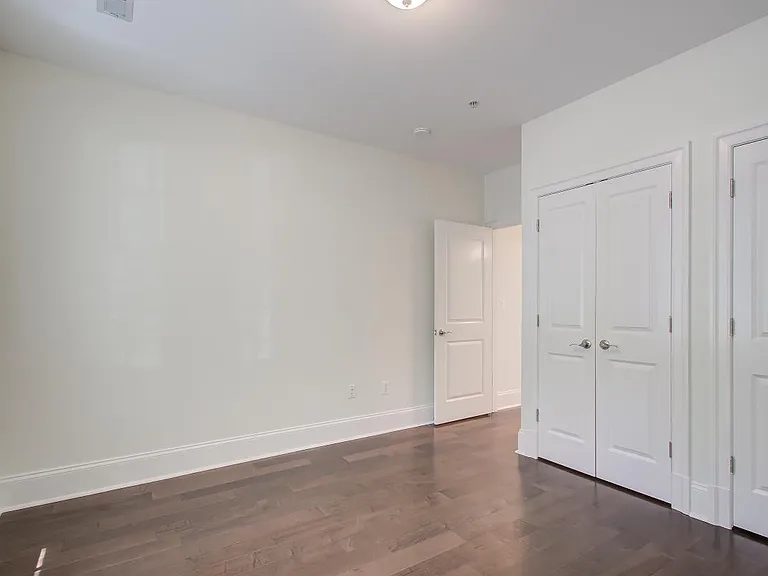 3937 Davis Pl NW #4 — Photo 12