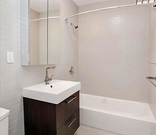 5th image of 187 Lenox Ave #6A