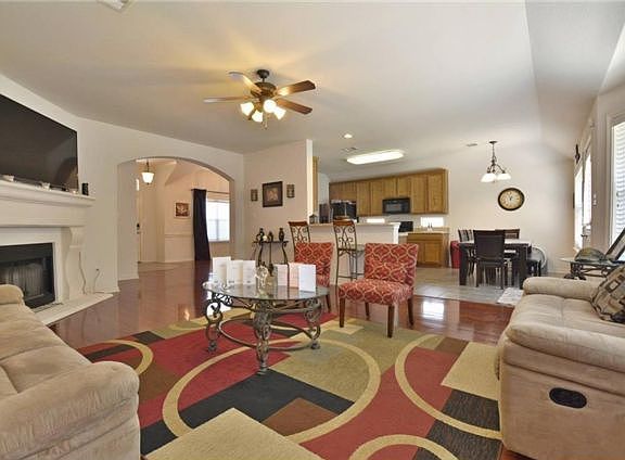3rd image of 132 Justin Leonard Dr