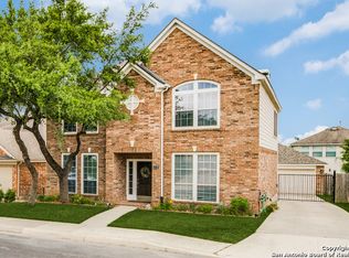 2738 Summit Vw, San Antonio, TX 78261