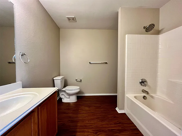 2200 Lookout Ln — Photo 12