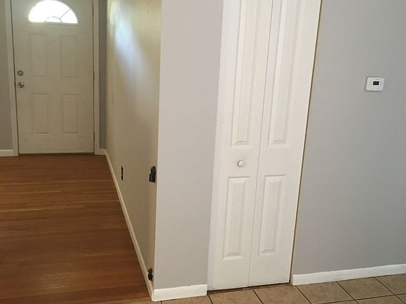 5th image of 1360 Estes Dr