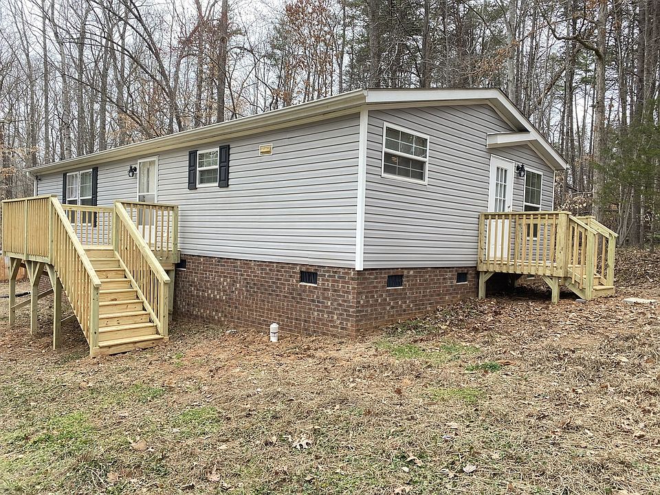 1st image of 126 Buckhorn Dr