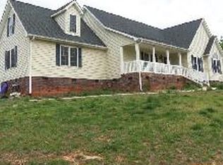 2018 Woods Stream Ln, Asheboro, NC 27205