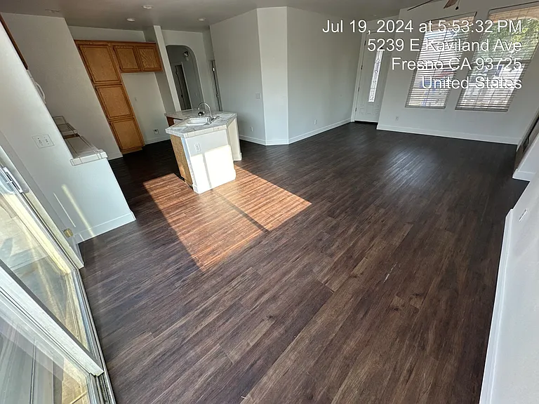 5239 E Kaviland Ave — Photo 4