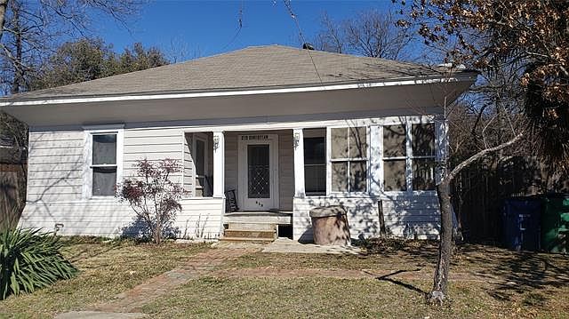1st image of 213 Christian St