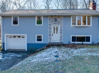 58 Elizabeth Dr, Hebron, CT 06248