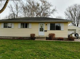 812 Welshire Dr, La Crescent, MN 55947