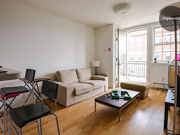 4th image of 154 N 7th St #2G
