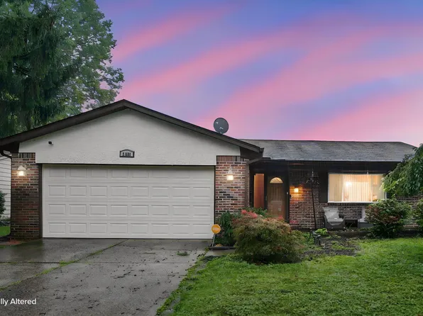 2081 Sharbot Dr, Columbus, OH 43229