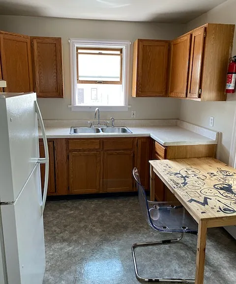 654 E Main St #2 — Photo 1