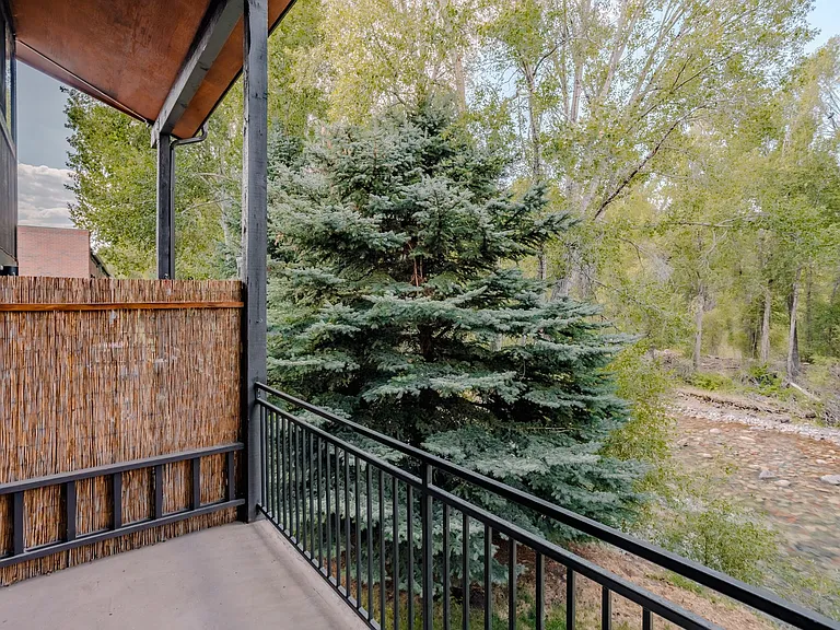 23284 Two Rivers Rd — Photo 31