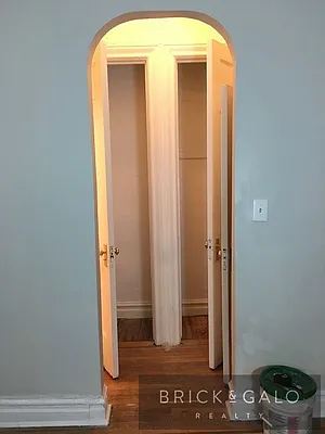 Rented by BRICK & GALO REALTY CORP | media 10