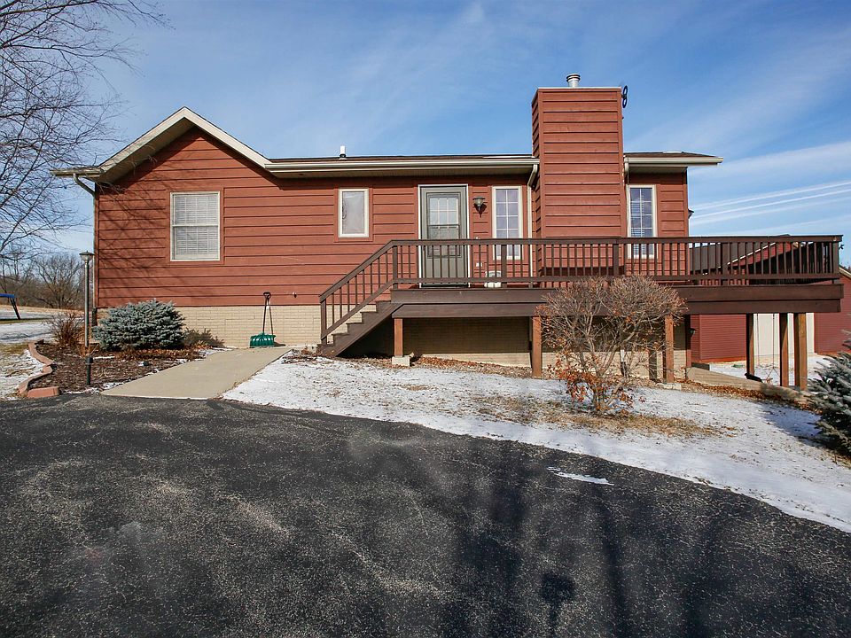 1st image of 12 Willow Ct #199