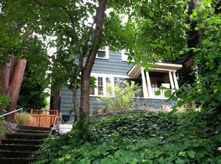 5509 20th Ave NE, Seattle, WA 98105