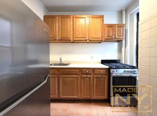 25-23 31st Ave #B23, Astoria, NY 11102