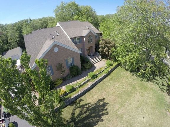 3rd image of 133 Big Piece Rd