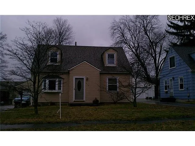 113 S Roanoke Ave photo 1