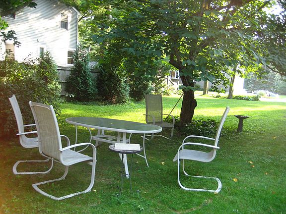 yard 1